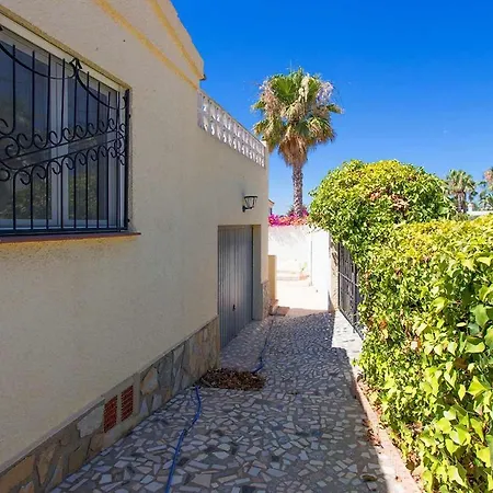 Ch Ginebra Villa *
