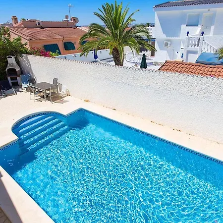 Ch Ginebra Ciudad Quesada