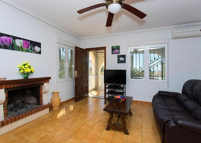 Ch Ginebra Сьюдад-Кесада